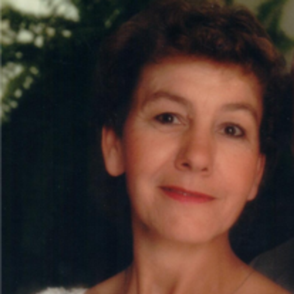Julia Elizabeth Hurst