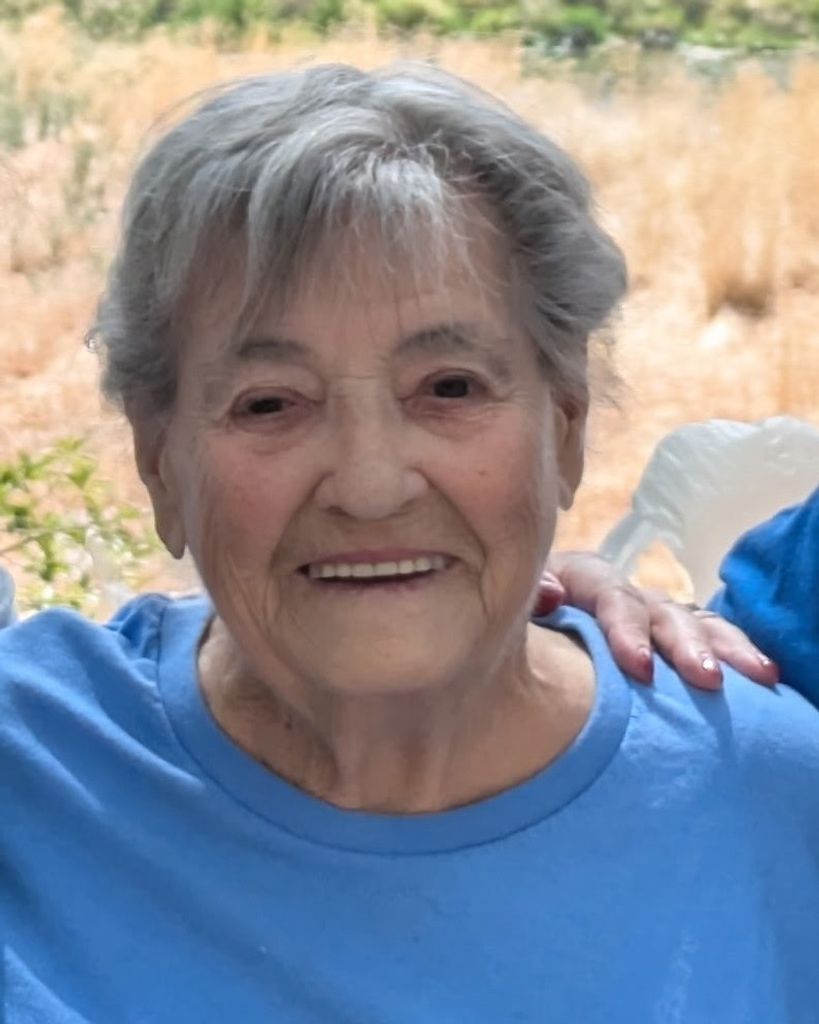 Eva Jospehine Decker Profile Photo