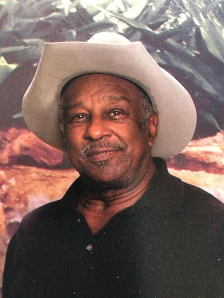 James Thomas Holmes Profile Photo