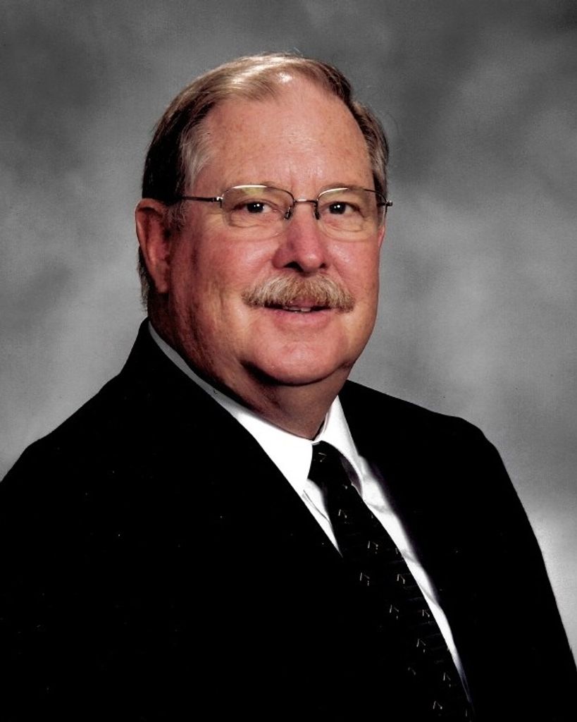 Robert Anthony McMillan Profile Photo