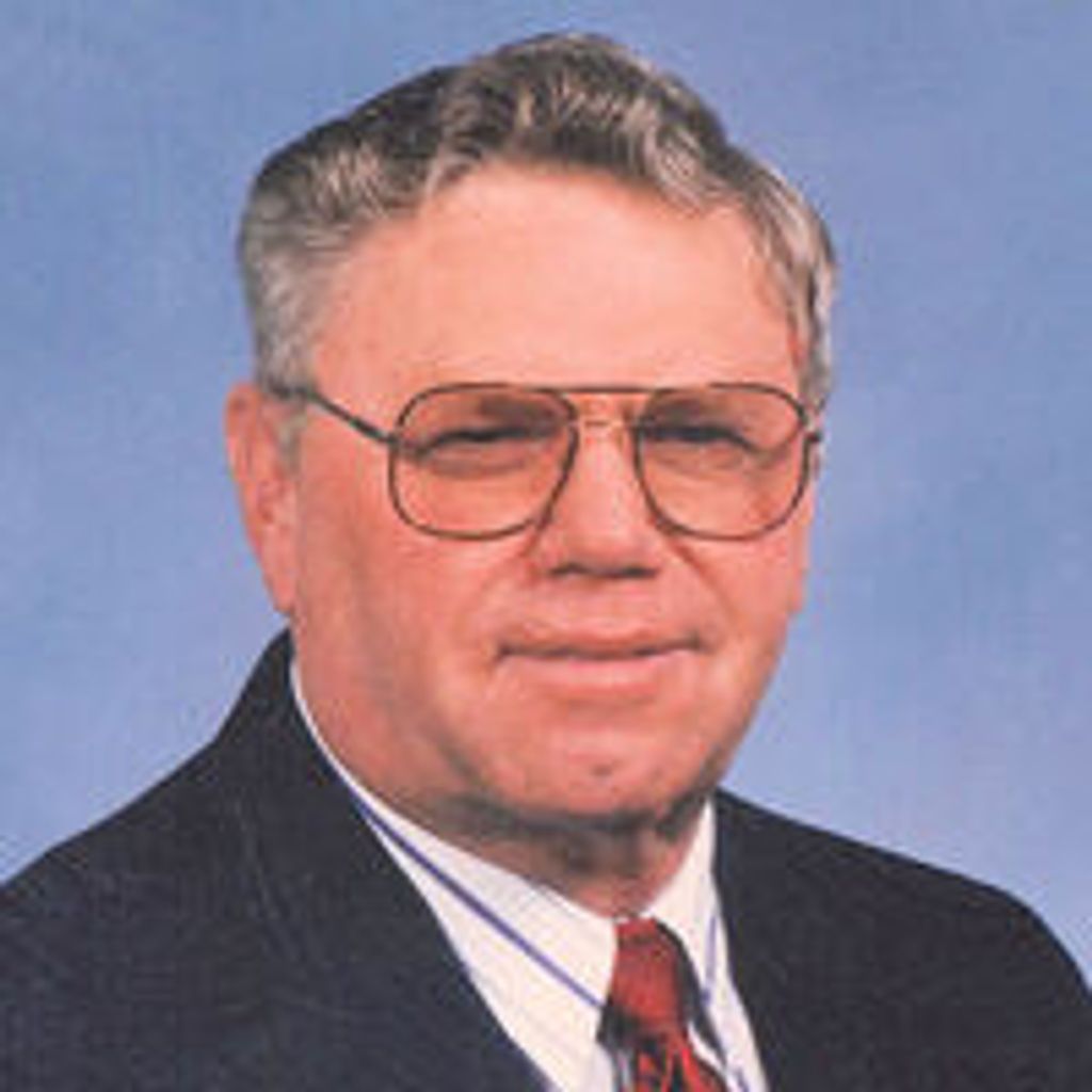 Willis J Roeber
