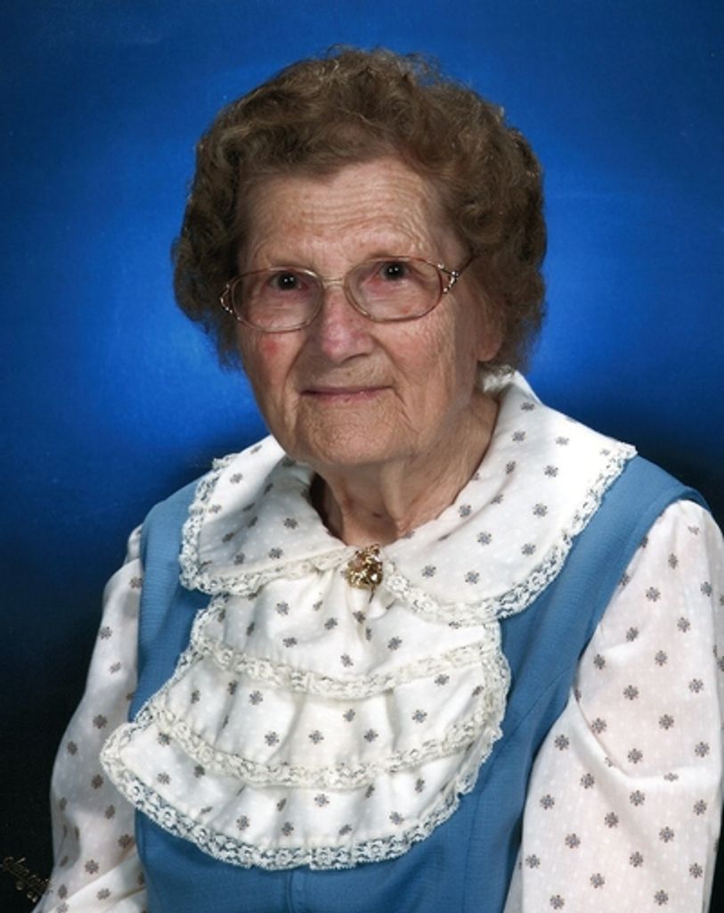 Elizabeth T. Mueller Profile Photo