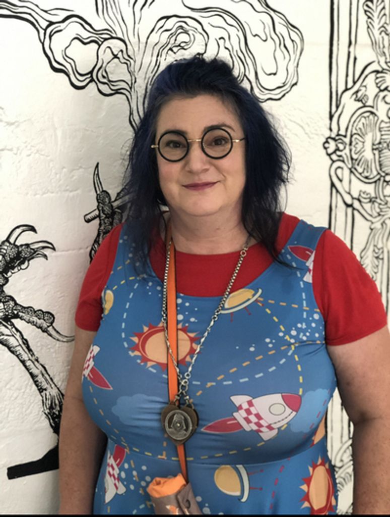 Annelorre Dostal Robertson Profile Photo