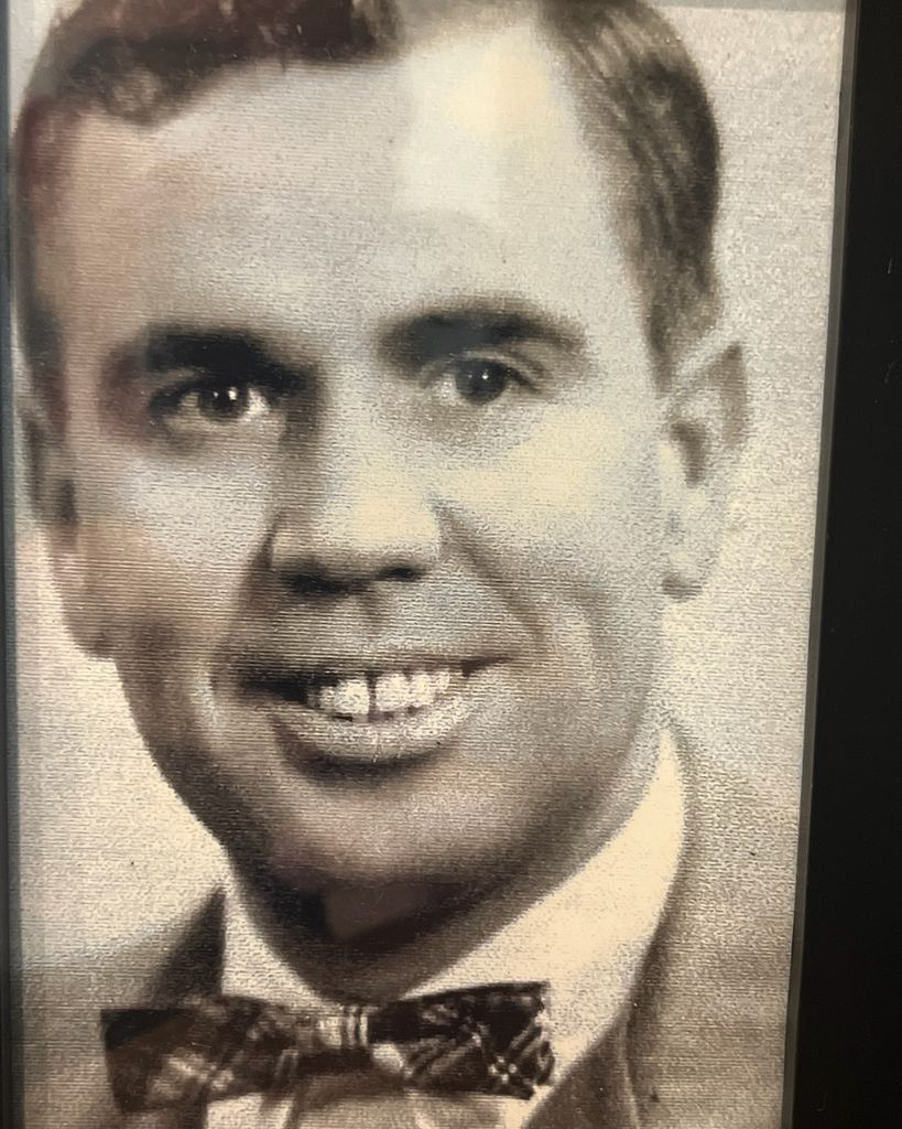 Lloyd M Gabriel