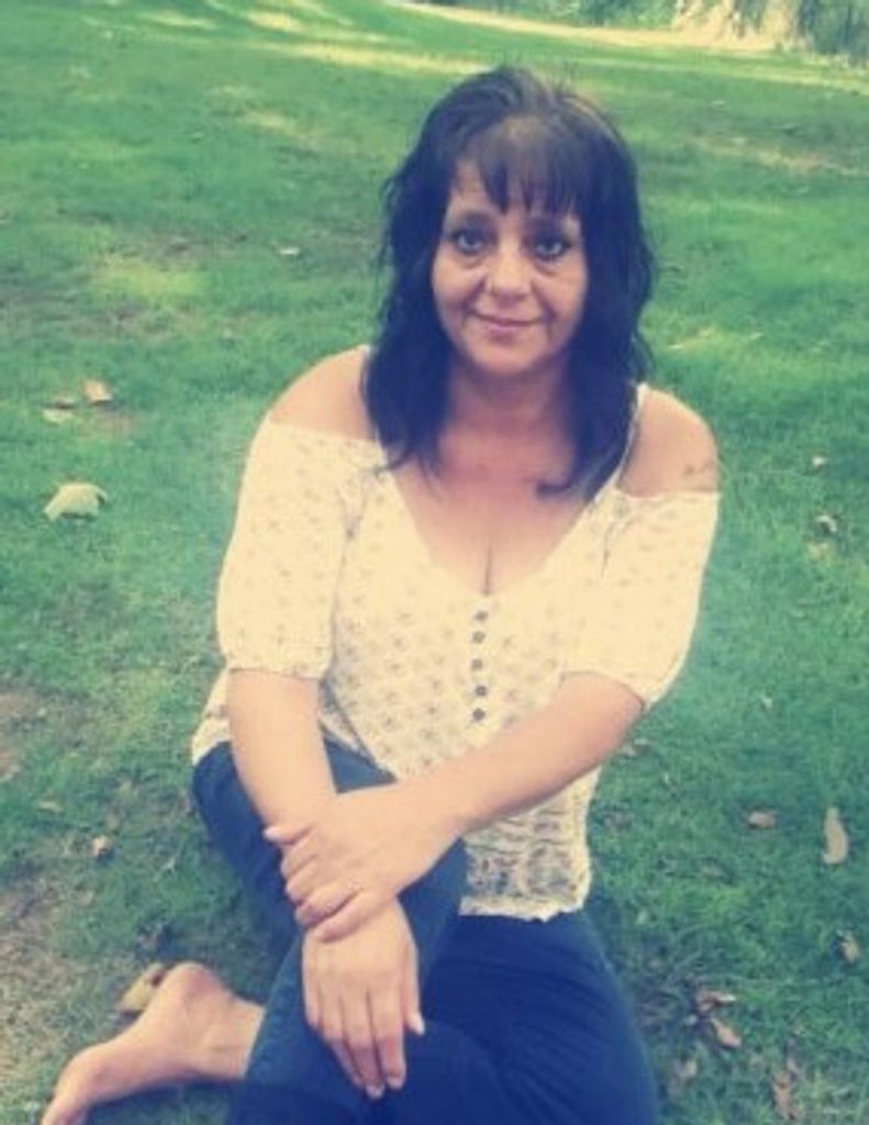 Maria Flores Profile Photo