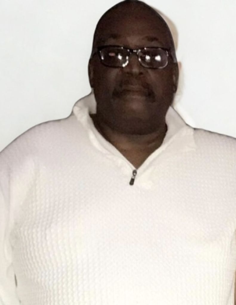 Robert Aaron Waters Profile Photo