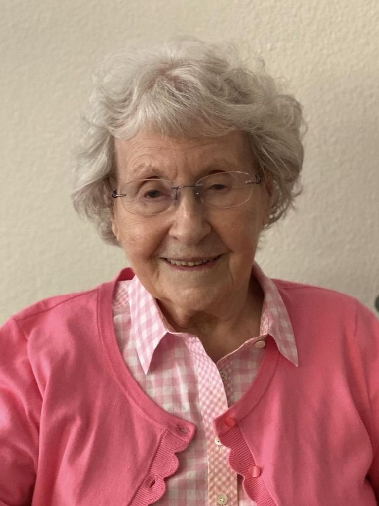 Viola Marie Hustedt Profile Photo