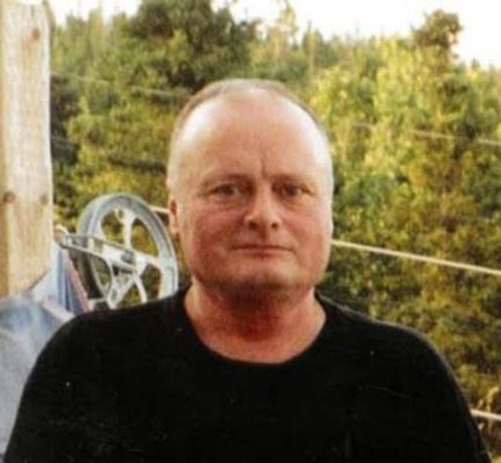 Kevin Knee Profile Photo