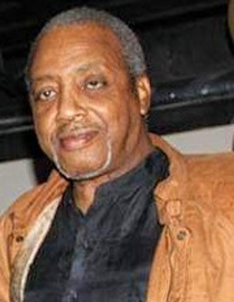 Mr. Lorenzo Simmons