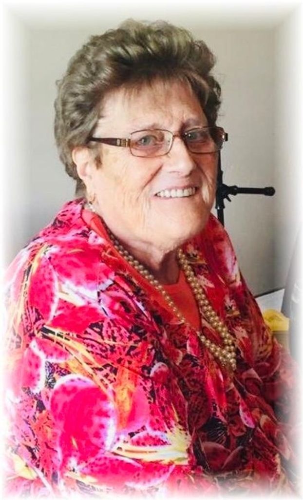 Margaret Louise Lloyd (Hale;Nee, Ledrew) Profile Photo