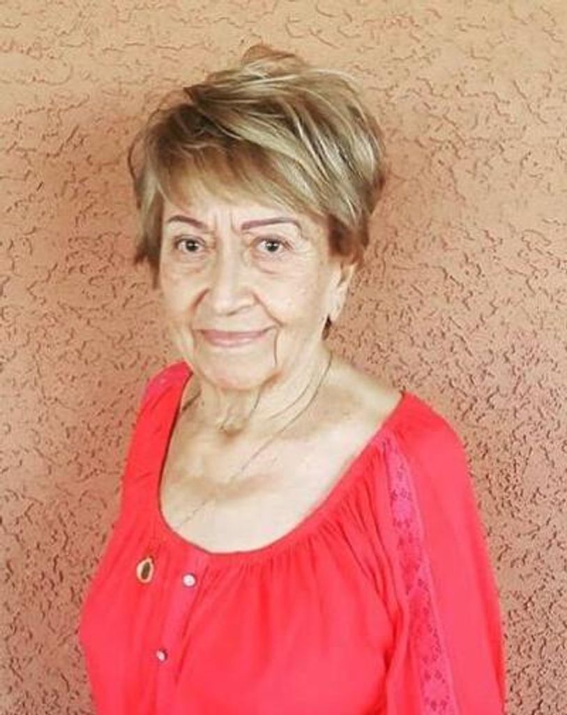 Maria R Mazon Profile Photo