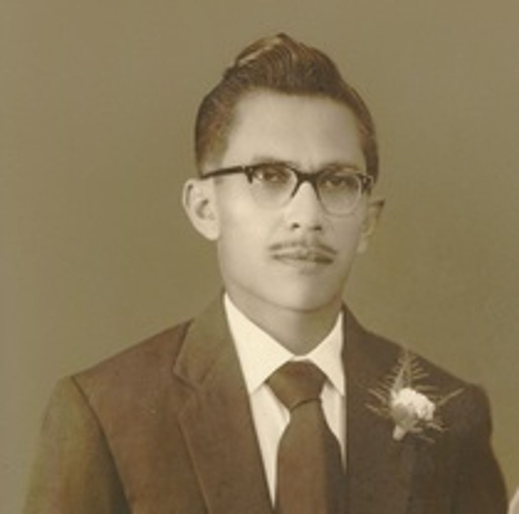 Romuald V. Pietersz Profile Photo