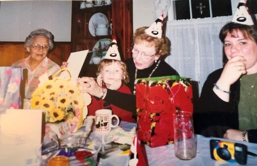 Evelyn "Miss Heide" Mae Heidebrecht photo gallery thumbnail 59 of 78