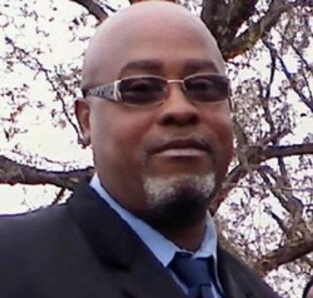 Andrew Clements Profile Photo
