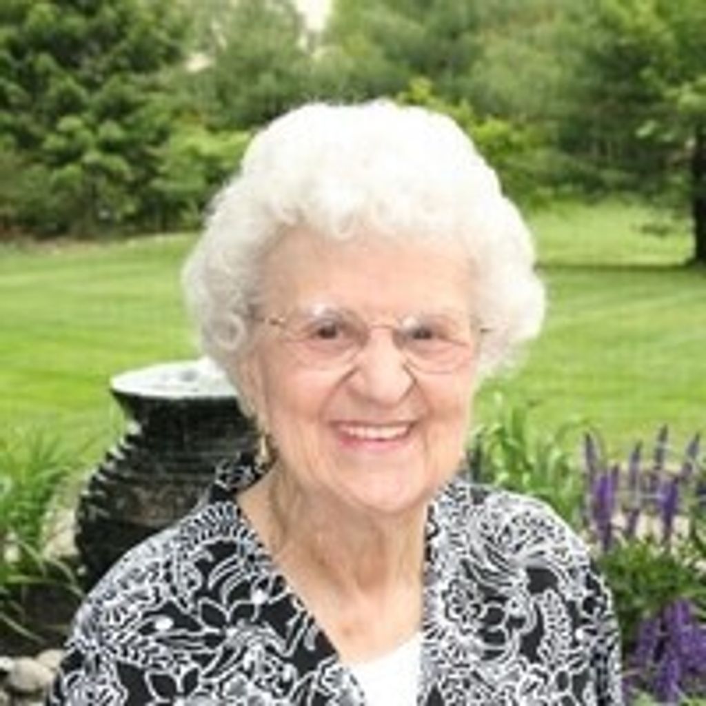 Helen F (Miele) Suraci Profile Photo