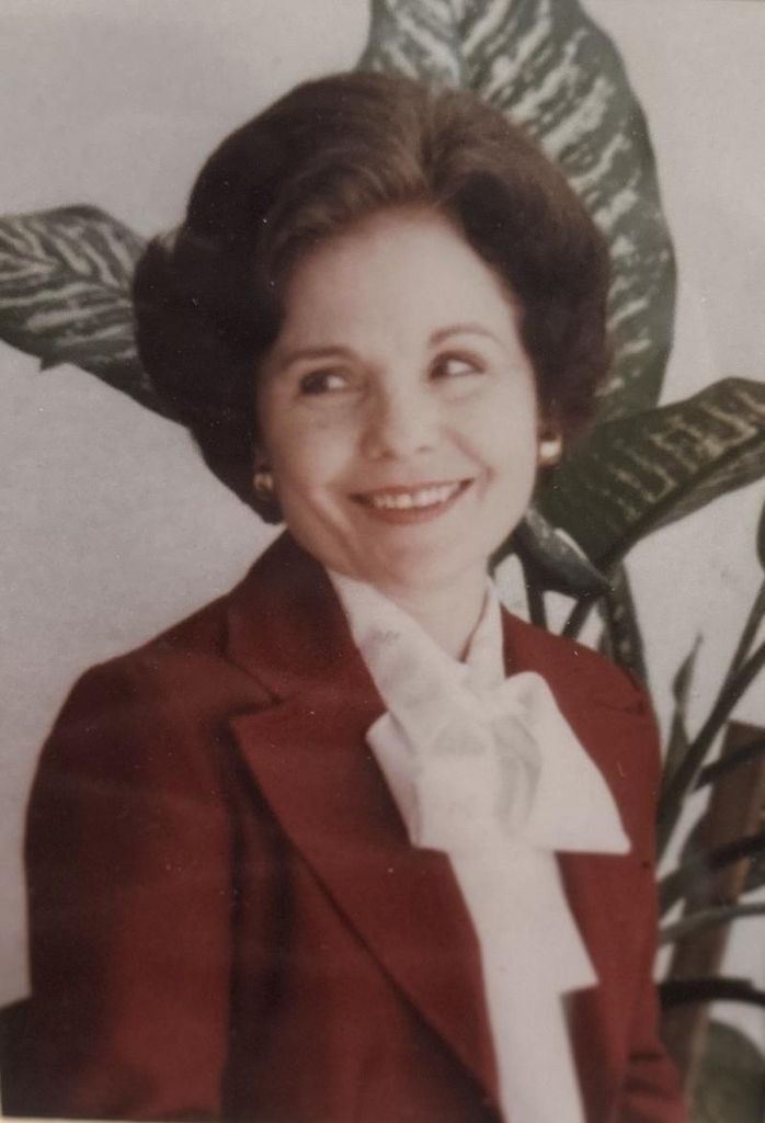 Helen (Pitchford) Deffenbaugh Profile Photo