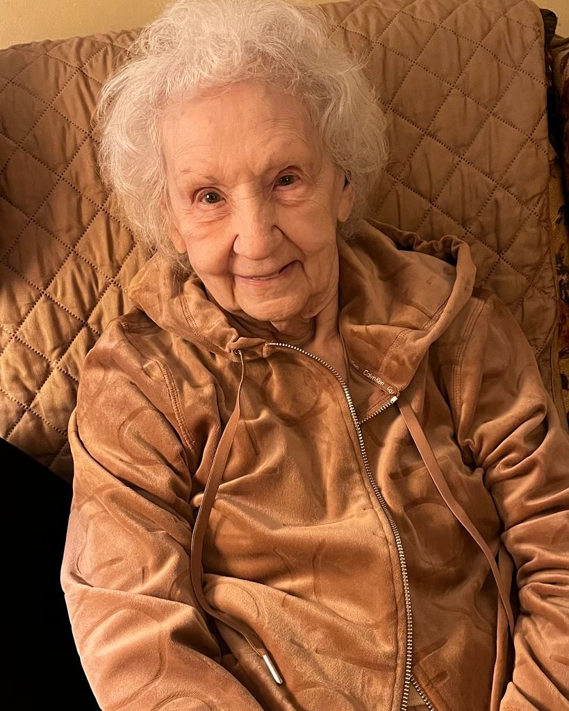 Violet Marie Parsons Profile Photo