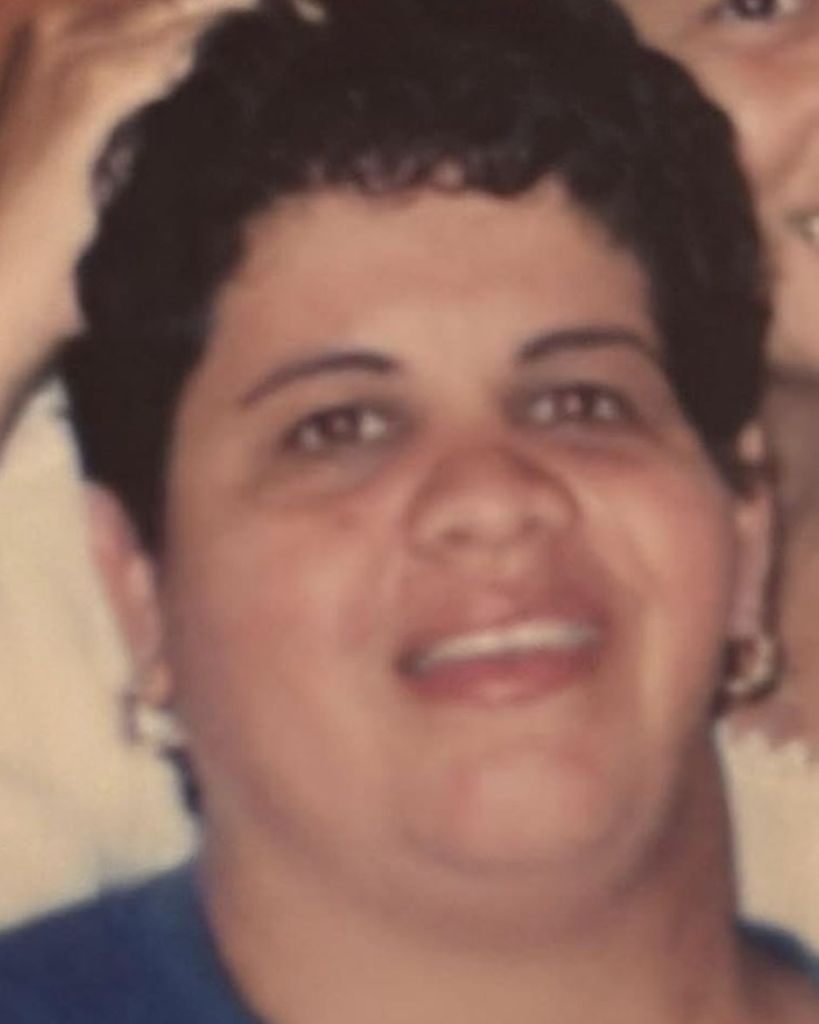 Carmen Luisa Nieves-Castro Profile Photo