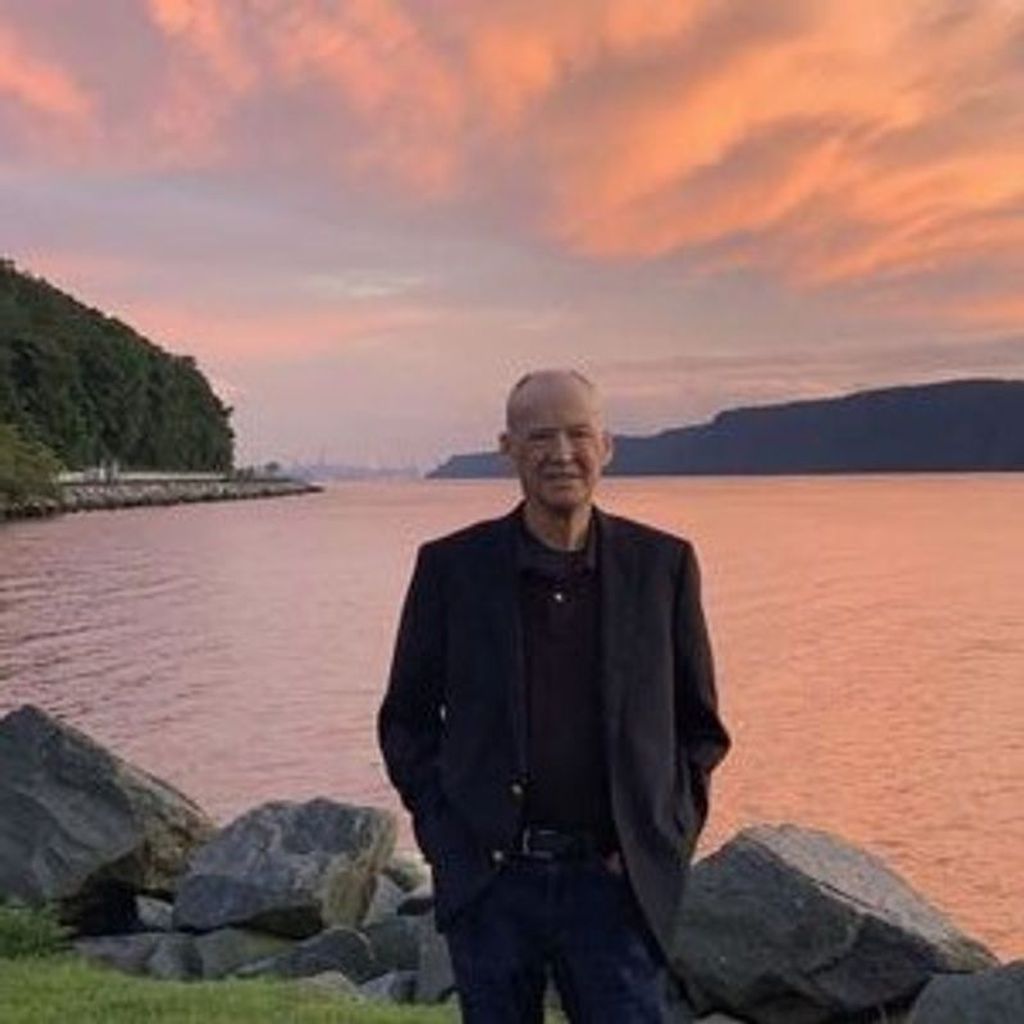 Lawrence Benson Jones Profile Photo