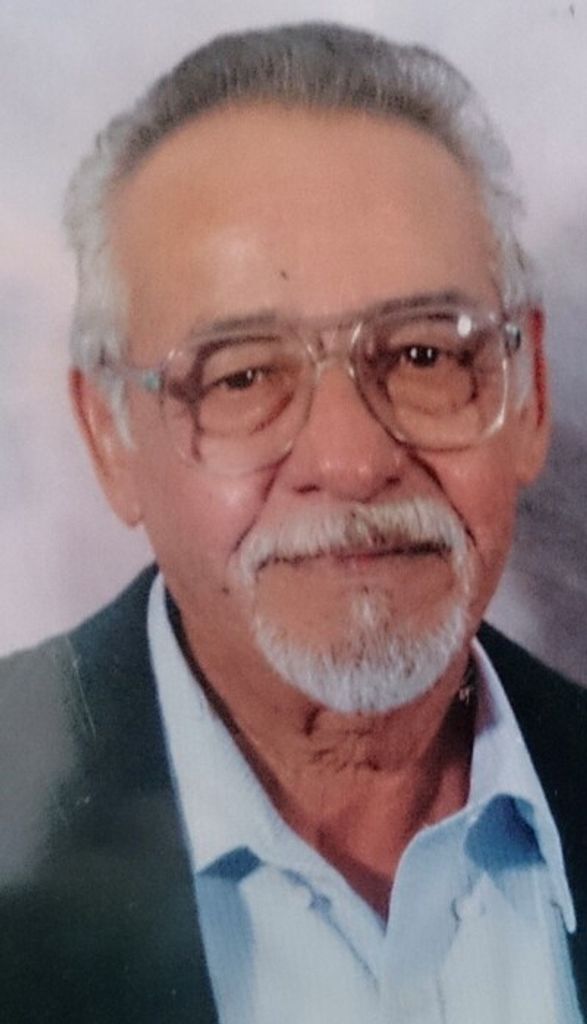 Julio Robles Profile Photo