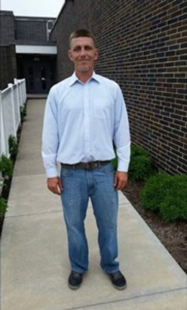 Donald Edward "Eddie" Lewis Jr. Profile Photo