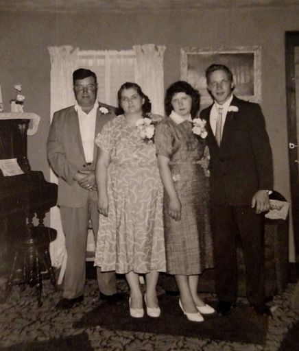 Bernard Lee Moore photo gallery thumbnail 157 of 293
