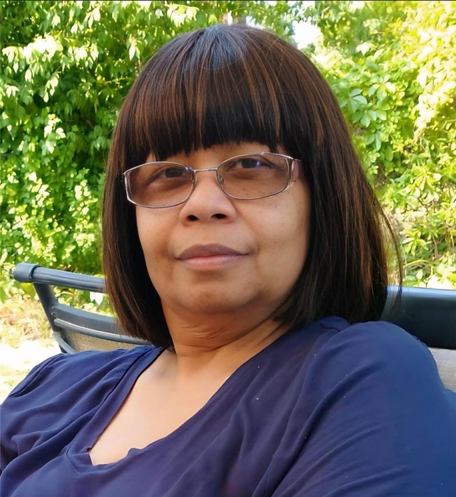 Michele Saritia Davis Profile Photo