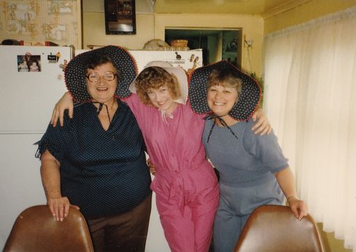 Carolyn J. (Bergstrom)  Bohl photo gallery thumbnail 117 of 133