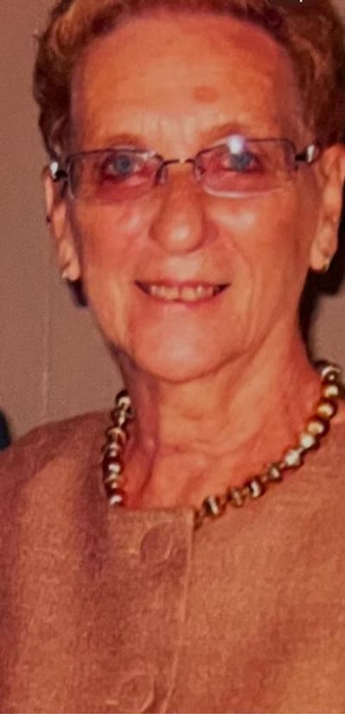 Rebecca Ann Baggott Profile Photo