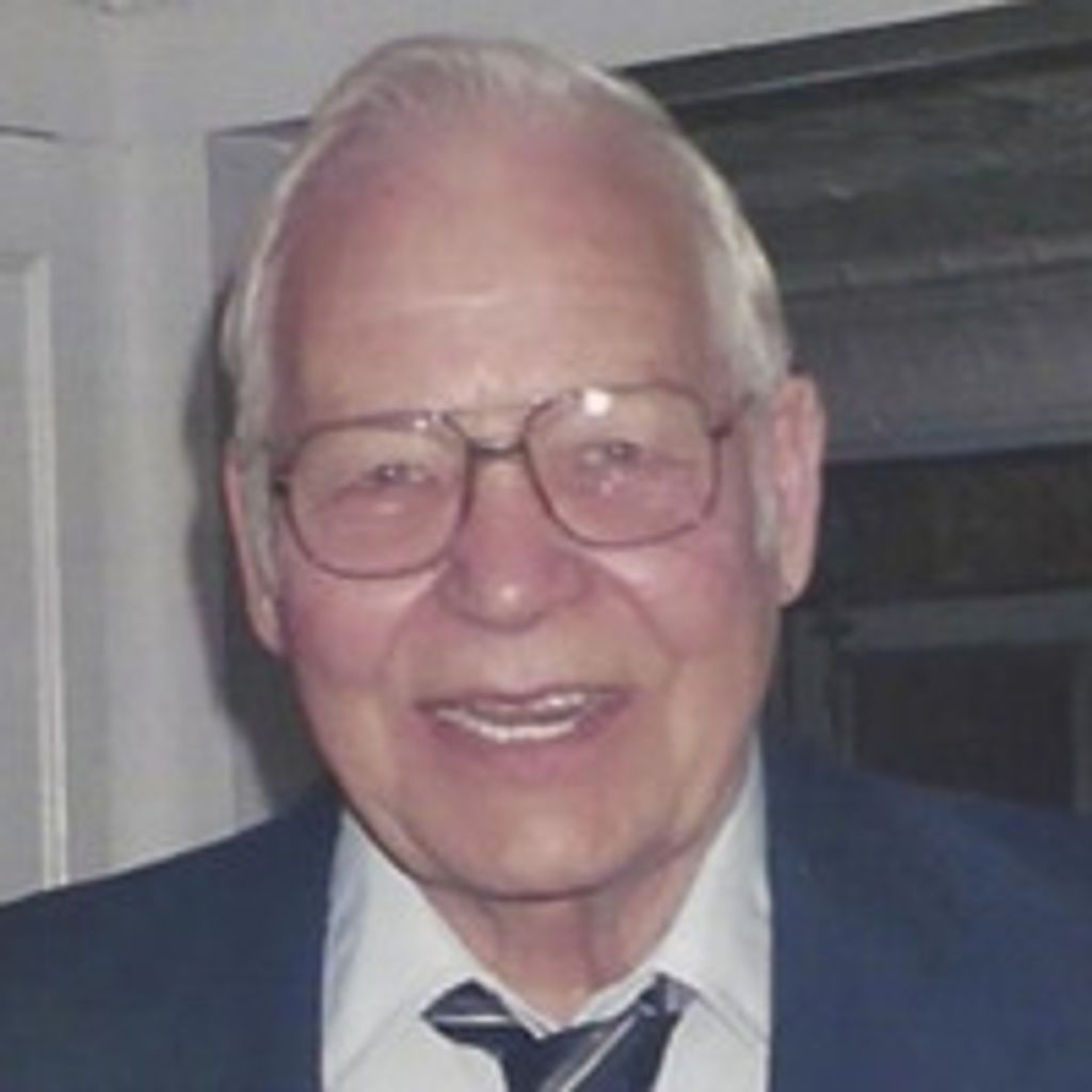 Leigh E. "Lee" Pooler