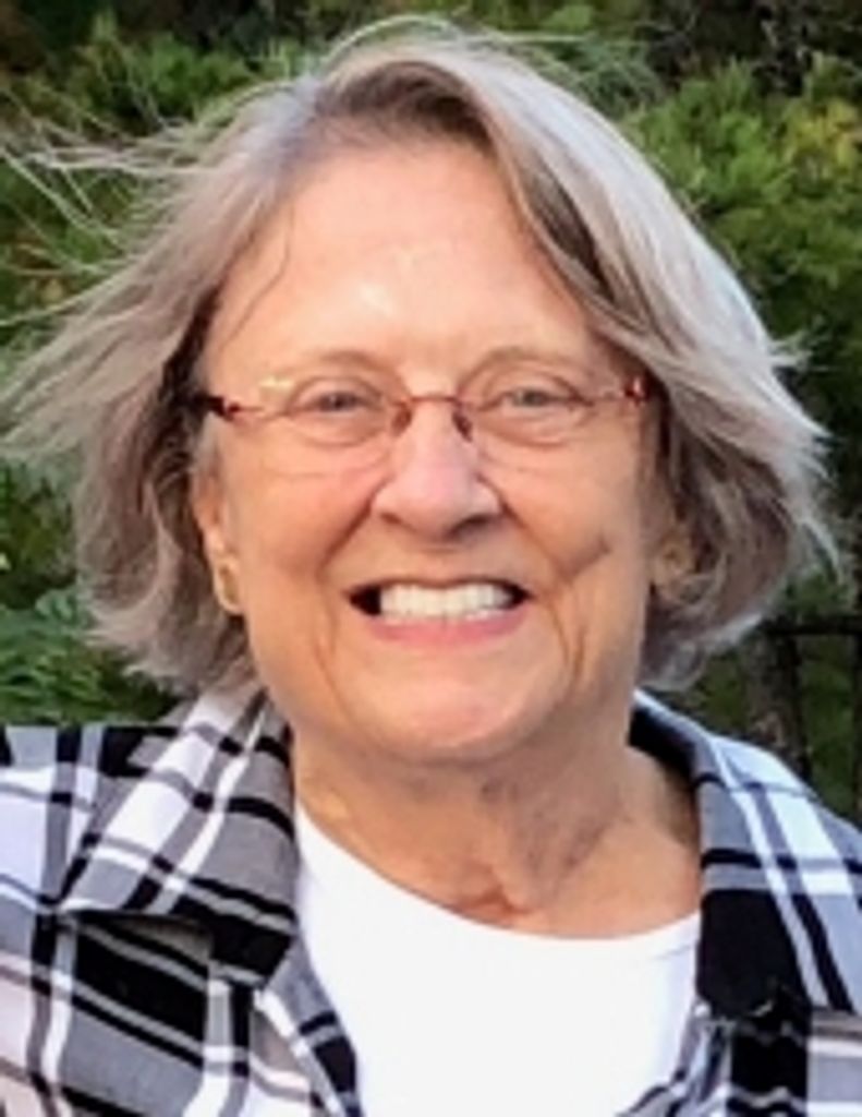 Gwendolyn “Gwen”  Morris