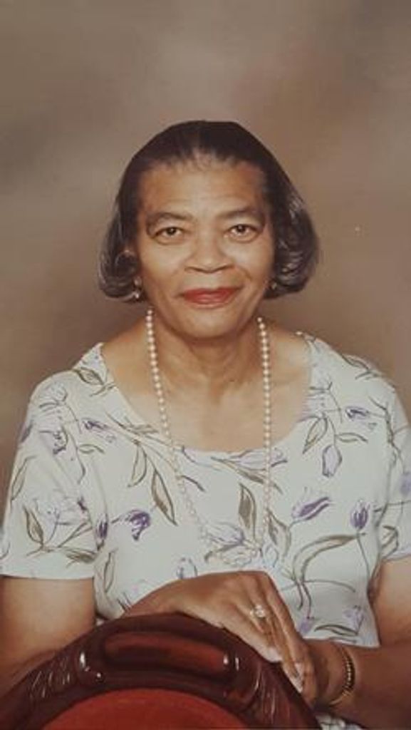Shirley Crumedy Robinson
