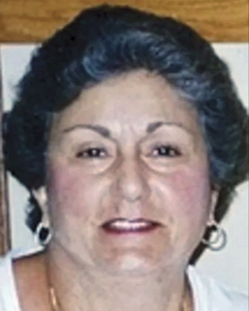 ANNA QUINT TREBONI Profile Photo