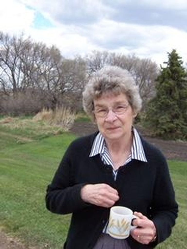 Betty Farbo Profile Photo