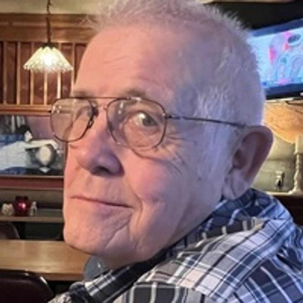 Robert "Bob" Wade Clark