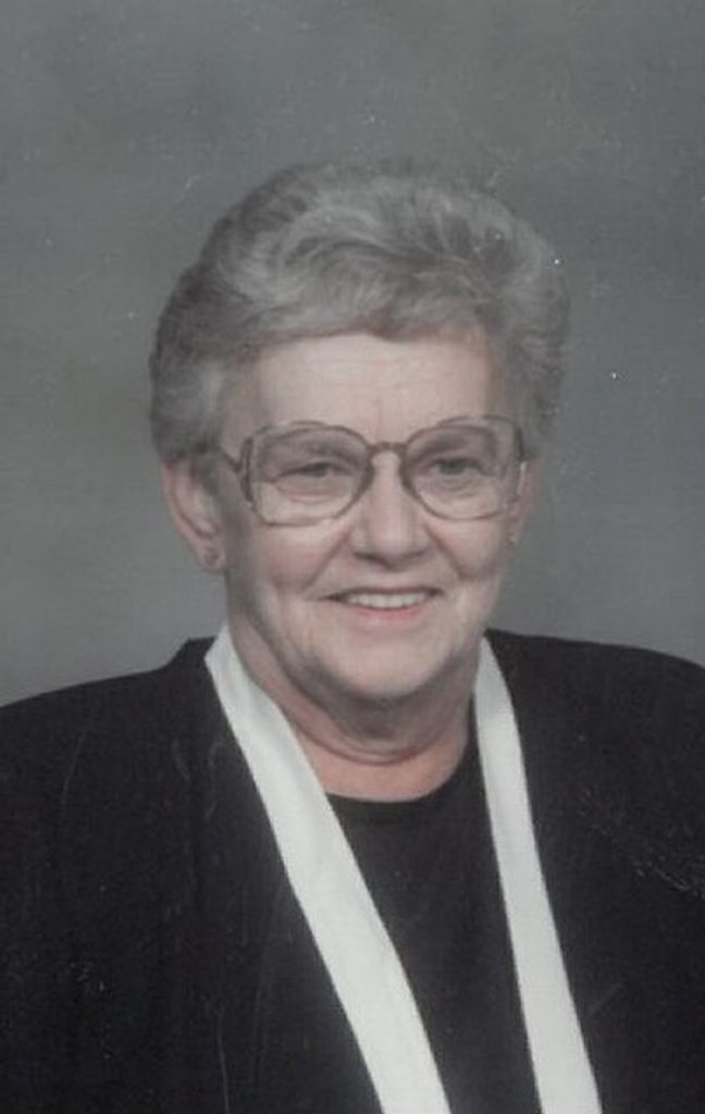 Elsie Louise Carlson