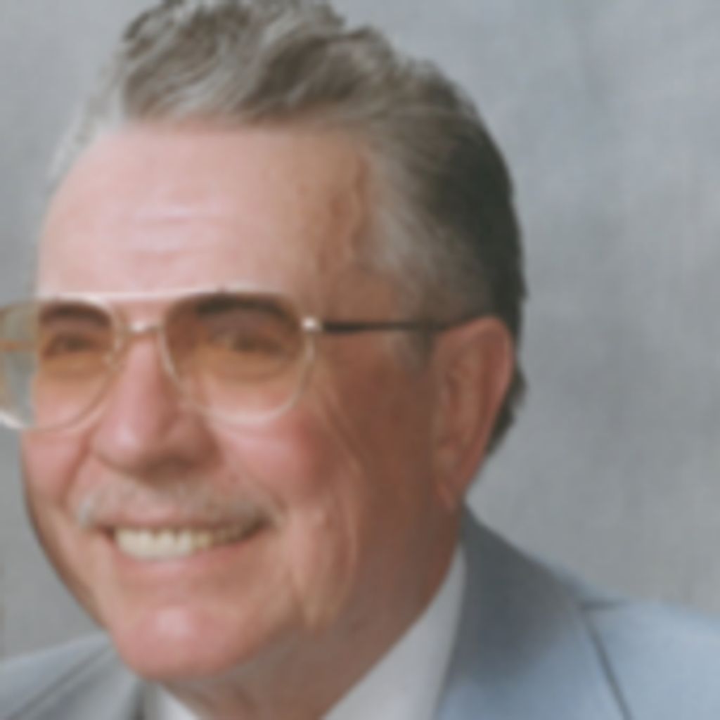 Robert L Jackson