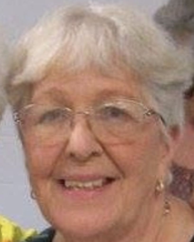 Eva Mikels Hamilton Profile Photo