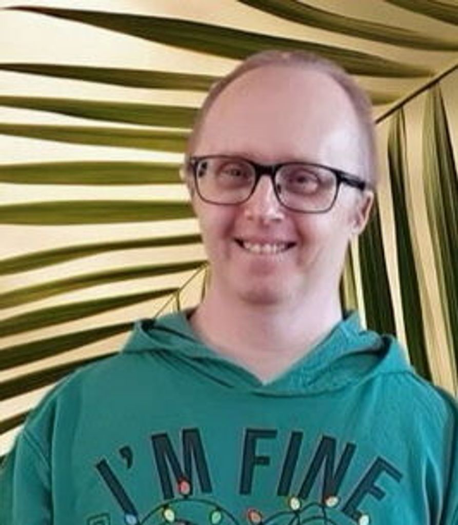 Harold Van Hoy Profile Photo