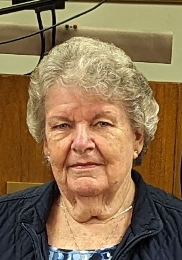 Beverly June (Myers)  Curry