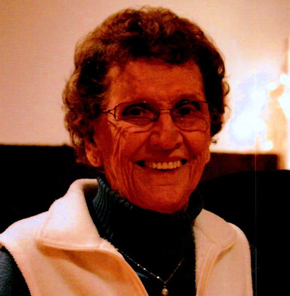Lillian M. (Lech)  Maciejewski