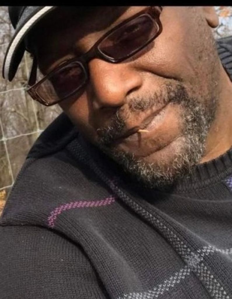 Robert Johnson Jr. Profile Photo