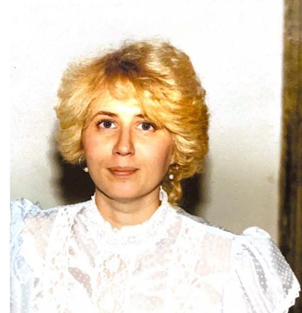 Christine M. (Granger)  Luteyn