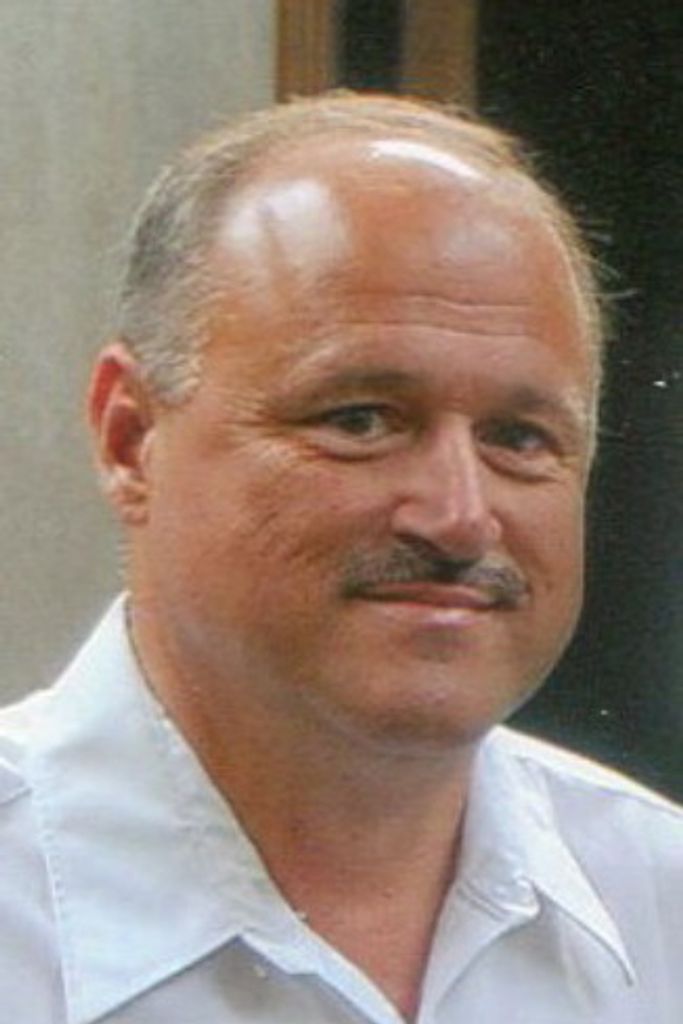 Mr. Michael Thomas Bradshaw