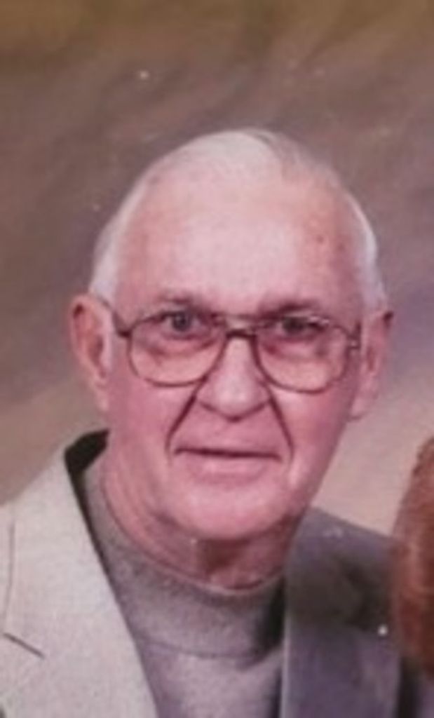 Harold "Lee" L. Roberts Profile Photo