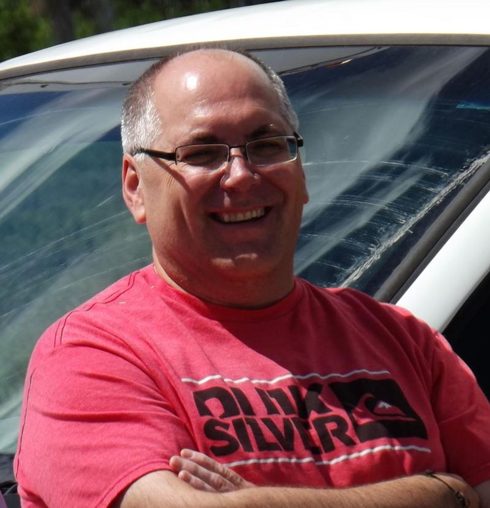Robert Leslie Cameron Profile Photo