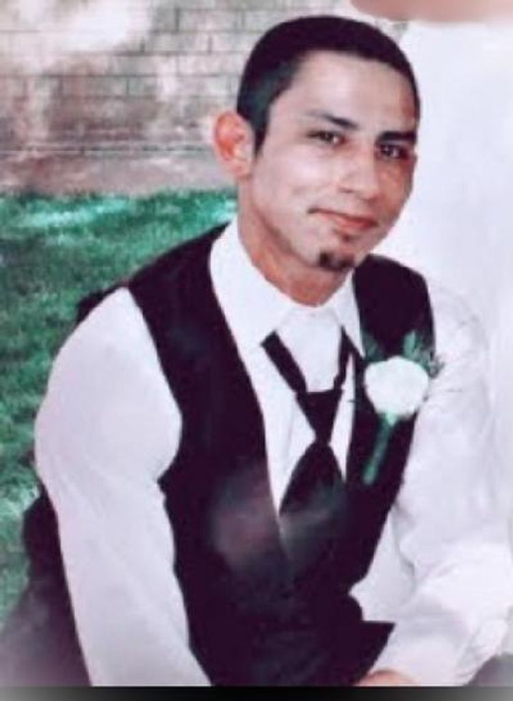 Jacob Lee Munoz Profile Photo