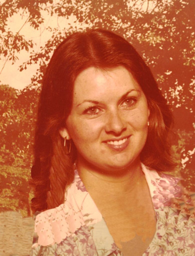 Telena "Tina" Gay Sanders Profile Photo