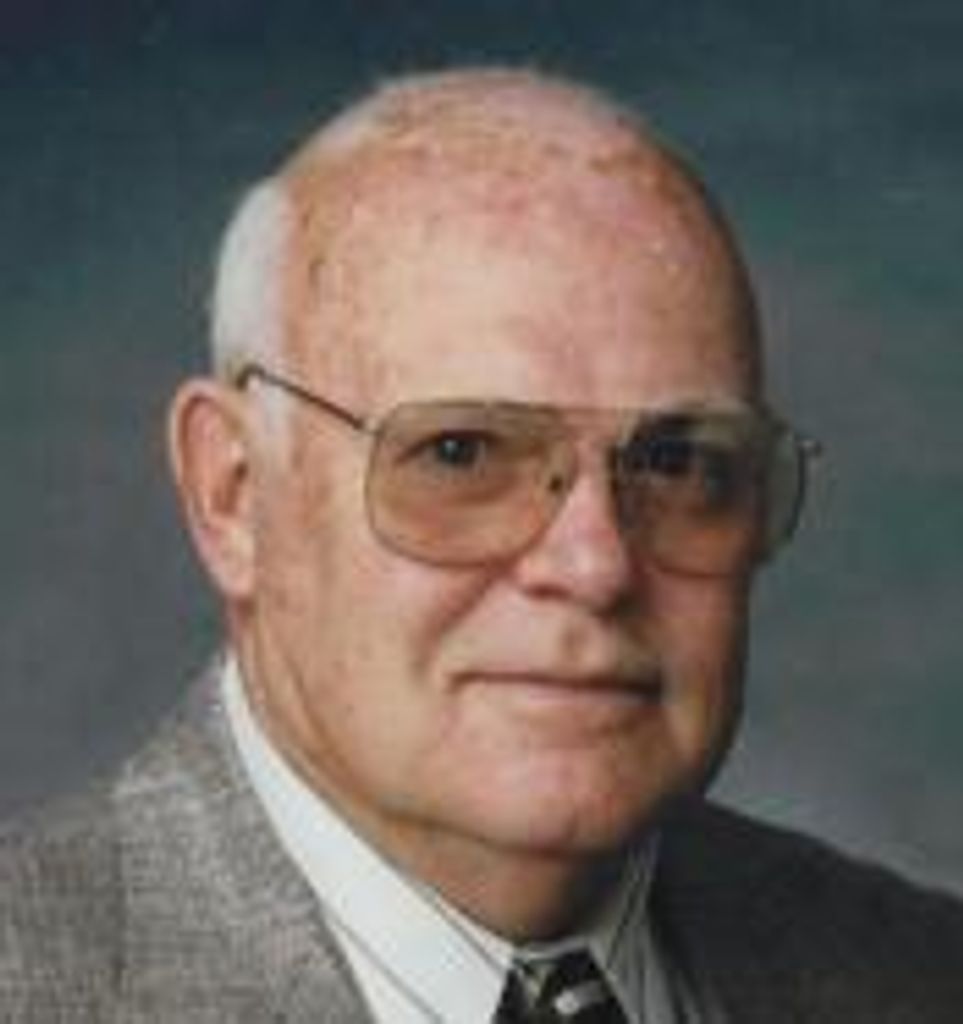 Evald E Abramson