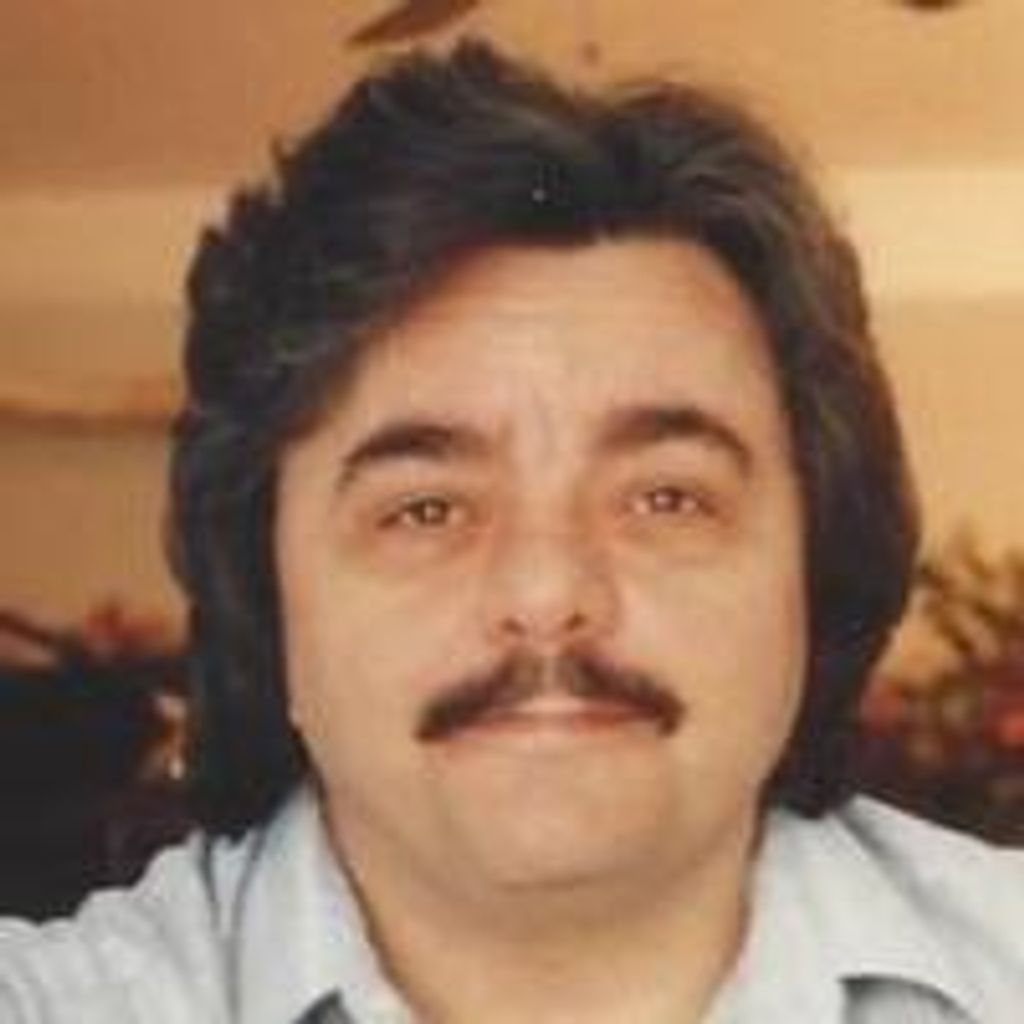 Robert Louis Alberts Profile Photo